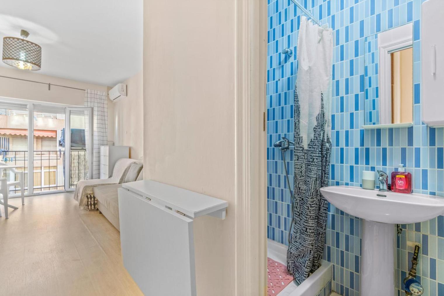 Studio A 200M De La Playa Los Locos 托雷维耶哈 外观 照片