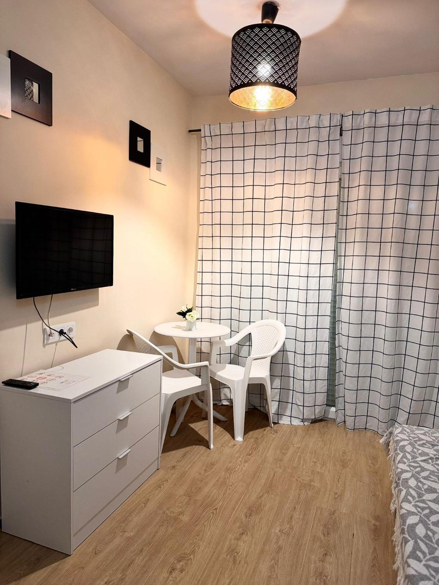 Studio A 200M De La Playa Los Locos 托雷维耶哈 客房 照片